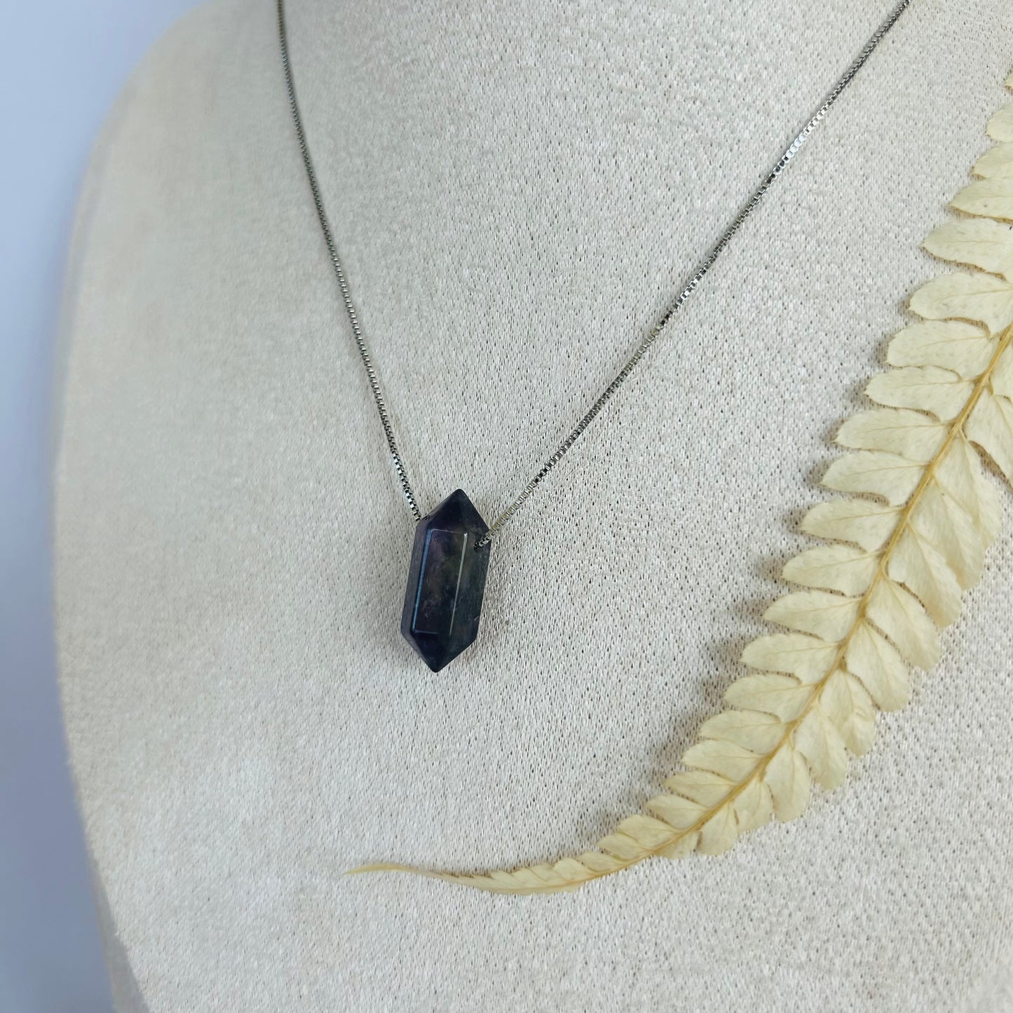Amethyst Pendant Necklace (Silver)