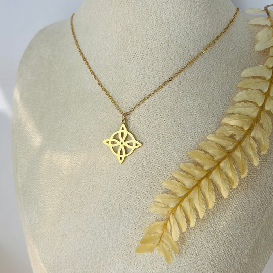 Witch's Knot Necklace (gold)