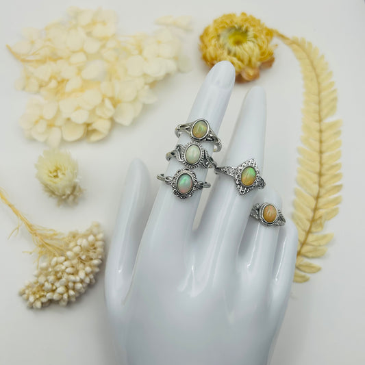 AAA Welo Opal Silver Ring (TR)