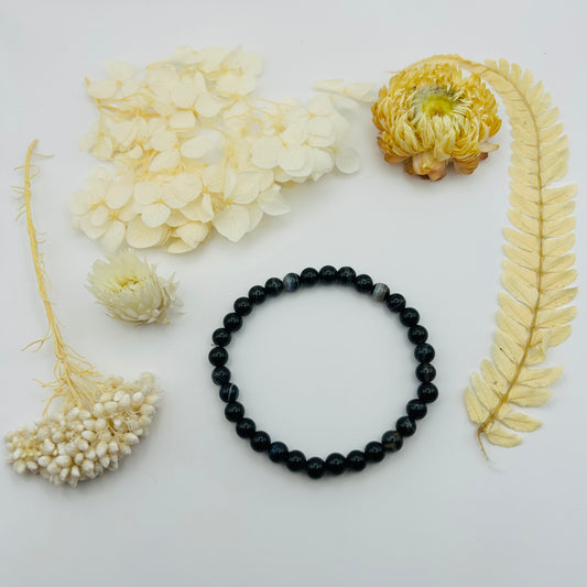 Black and White Onyx Bracelet (6 mm)