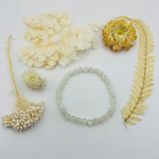 Moonstone Bracelet (6 mm)