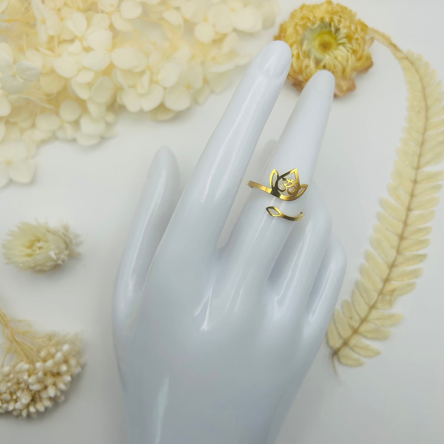 Lotus Flower and OM Ring (gold)