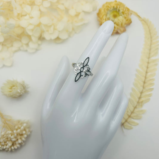 Witch's Knot Ring (silver)
