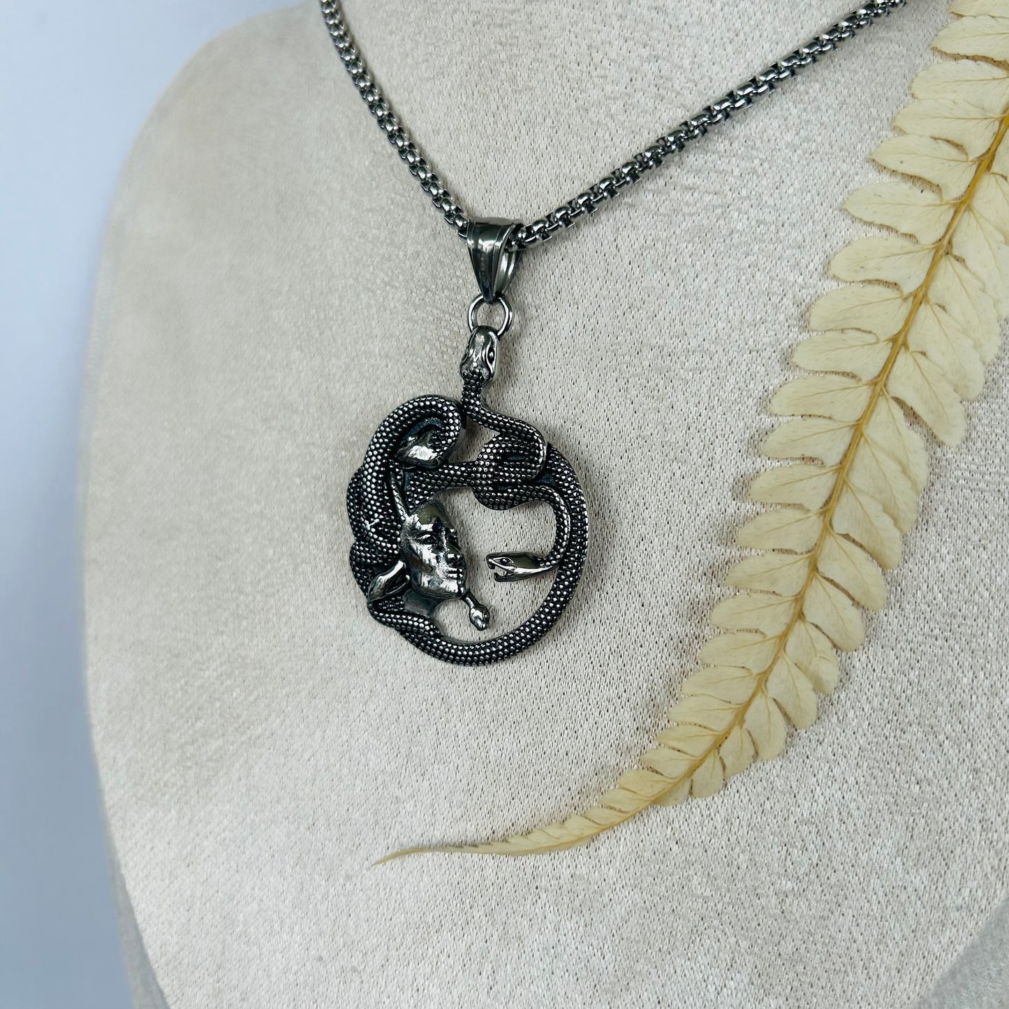 Medusa Necklace (Silver)