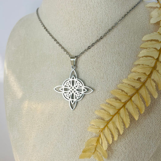 Witch's Knot Necklace - Eternal Protection (Silver)