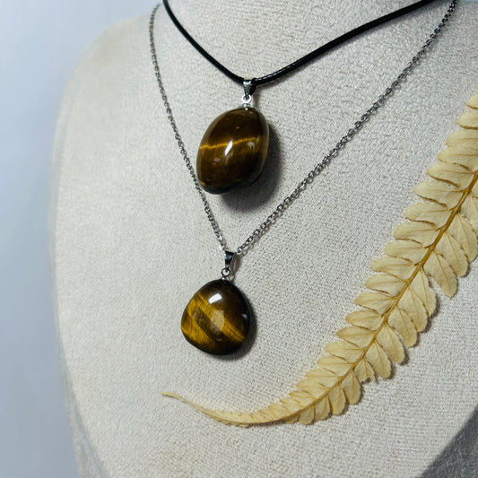 Pendentif Œil de Tigre (AA) - Pierre roulée