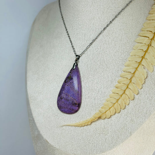 Stichtite Pendant