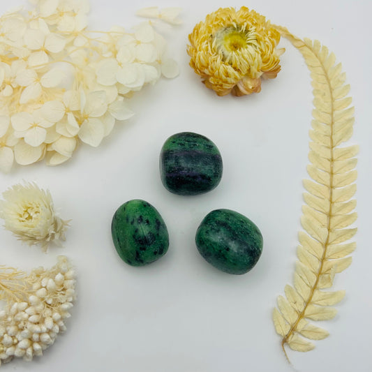 Ruby Zoisite (PR)